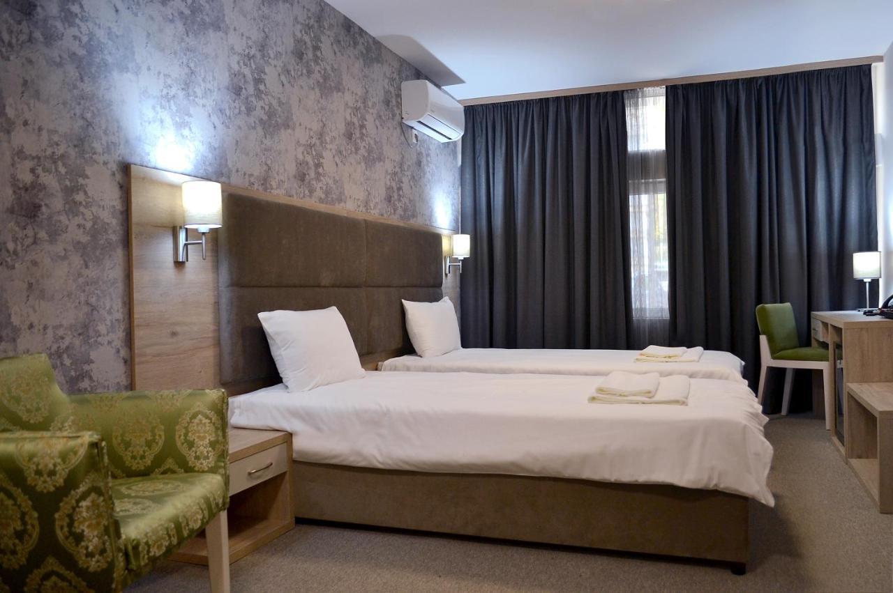 Green Hill Hotel Stara Zagora Extérieur photo